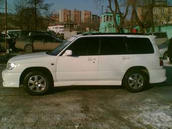 2000 Subaru Forester Pictures
