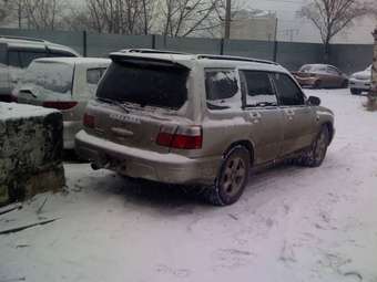 2000 Subaru Forester Images
