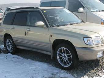 2000 Subaru Forester Pictures
