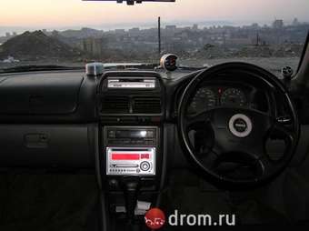 2000 Subaru Forester Photos