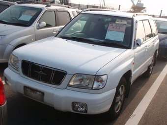 2000 Subaru Forester Pictures