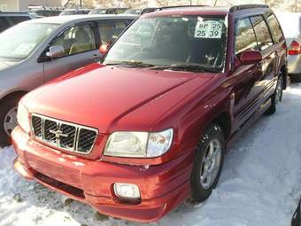 2000 Subaru Forester Photos