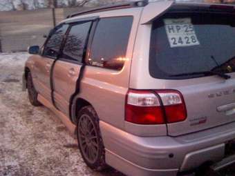 2000 Subaru Forester Pictures