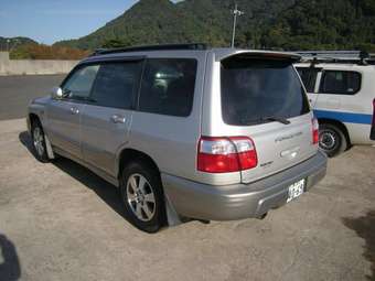 2000 Subaru Forester Pictures