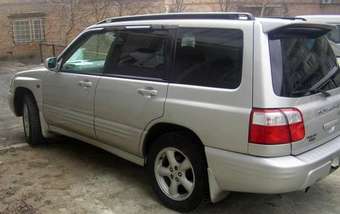 2000 Subaru Forester Pictures