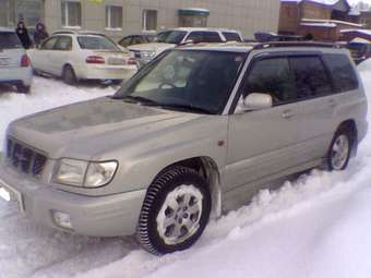 2000 Subaru Forester Photos