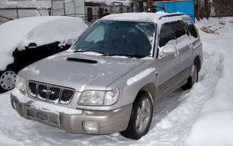 2000 Subaru Forester Photos