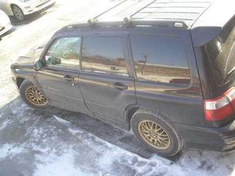 2000 Subaru Forester Pictures
