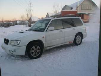 2000 Subaru Forester Photos
