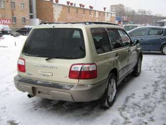 2000 Subaru Forester Pictures