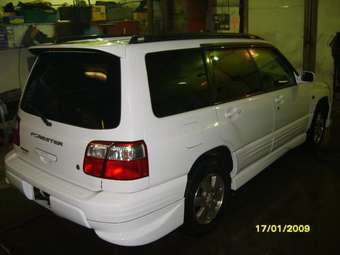 2000 Subaru Forester Pictures