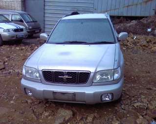 2000 Subaru Forester Pictures