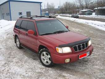 2000 Subaru Forester Photos
