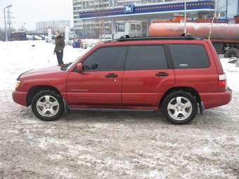 2000 Subaru Forester Photos