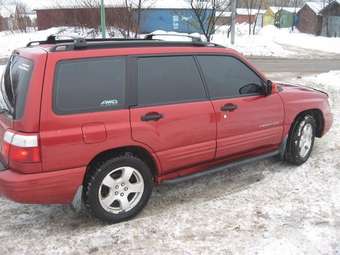 2000 Subaru Forester Pictures