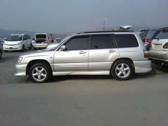 2000 Subaru Forester Photos