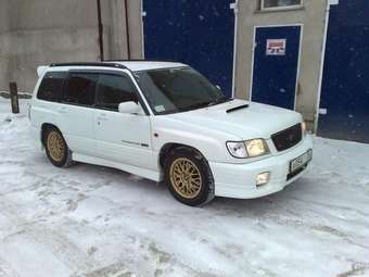 2000 Subaru Forester Images