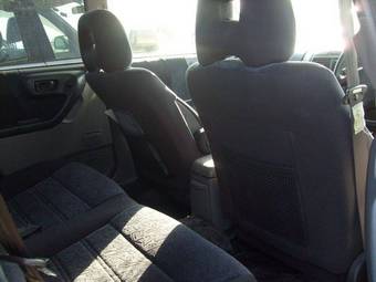 2000 Subaru Forester Pictures