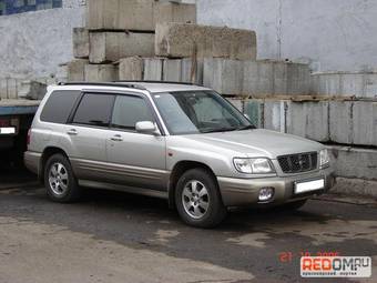 2000 Subaru Forester Photos