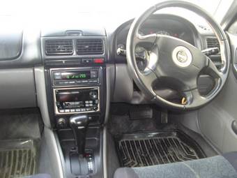 2000 Subaru Forester Photos