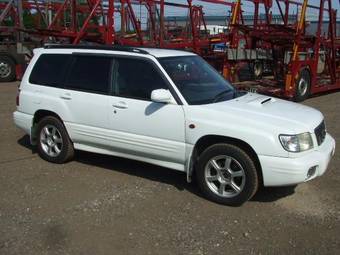 2000 Subaru Forester Photos
