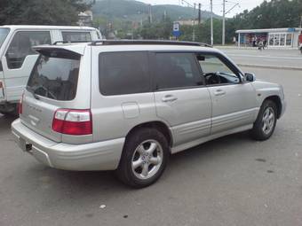 2000 Subaru Forester Pictures