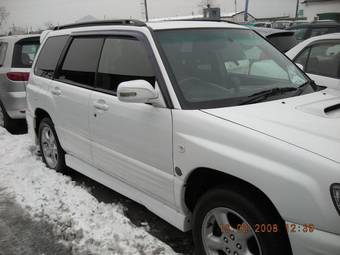 2000 Subaru Forester Pictures