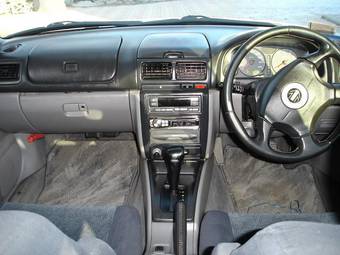 2000 Subaru Forester Pictures