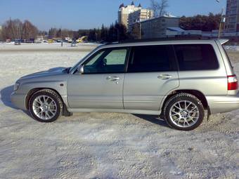 2000 Subaru Forester Pictures