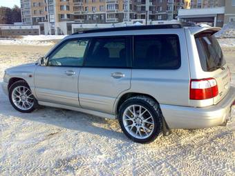 2000 Subaru Forester Pics