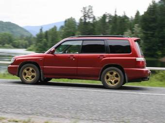 2000 Subaru Forester Pictures