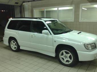 2000 Subaru Forester Pics