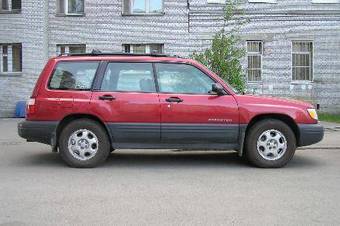 2000 Subaru Forester Pictures
