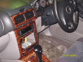 2000 Subaru Forester Pictures