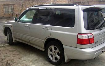 2000 Subaru Forester Photos