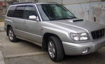 2000 Subaru Forester Photos