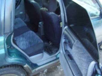 2000 Subaru Forester Photos