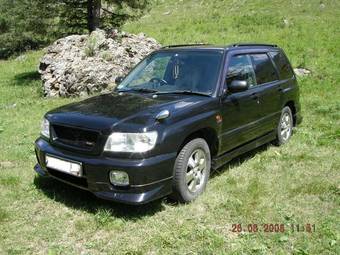 2000 Subaru Forester Photos