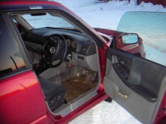 2000 Subaru Forester Photos