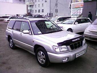 2000 Subaru Forester Pictures