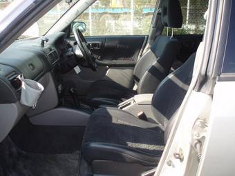 2000 Subaru Forester Images