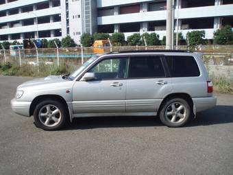 2000 Subaru Forester Photos