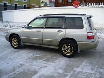 2000 Subaru Forester Pictures