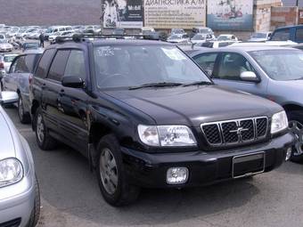 2000 Subaru Forester Photos