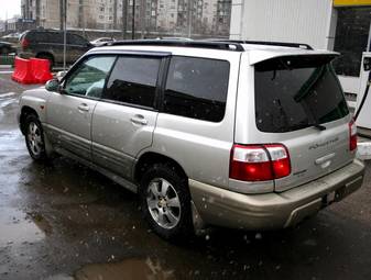 2000 Subaru Forester Photos