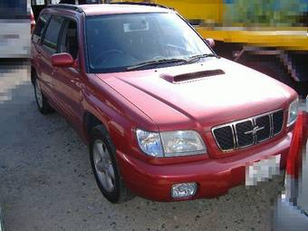 2000 Subaru Forester Photos