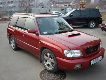 2000 Subaru Forester Pictures
