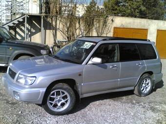 2000 Subaru Forester Pictures