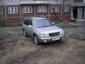 2000 Subaru Forester Photos