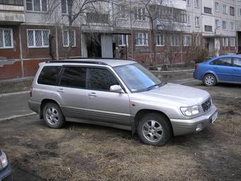 2000 Subaru Forester Wallpapers